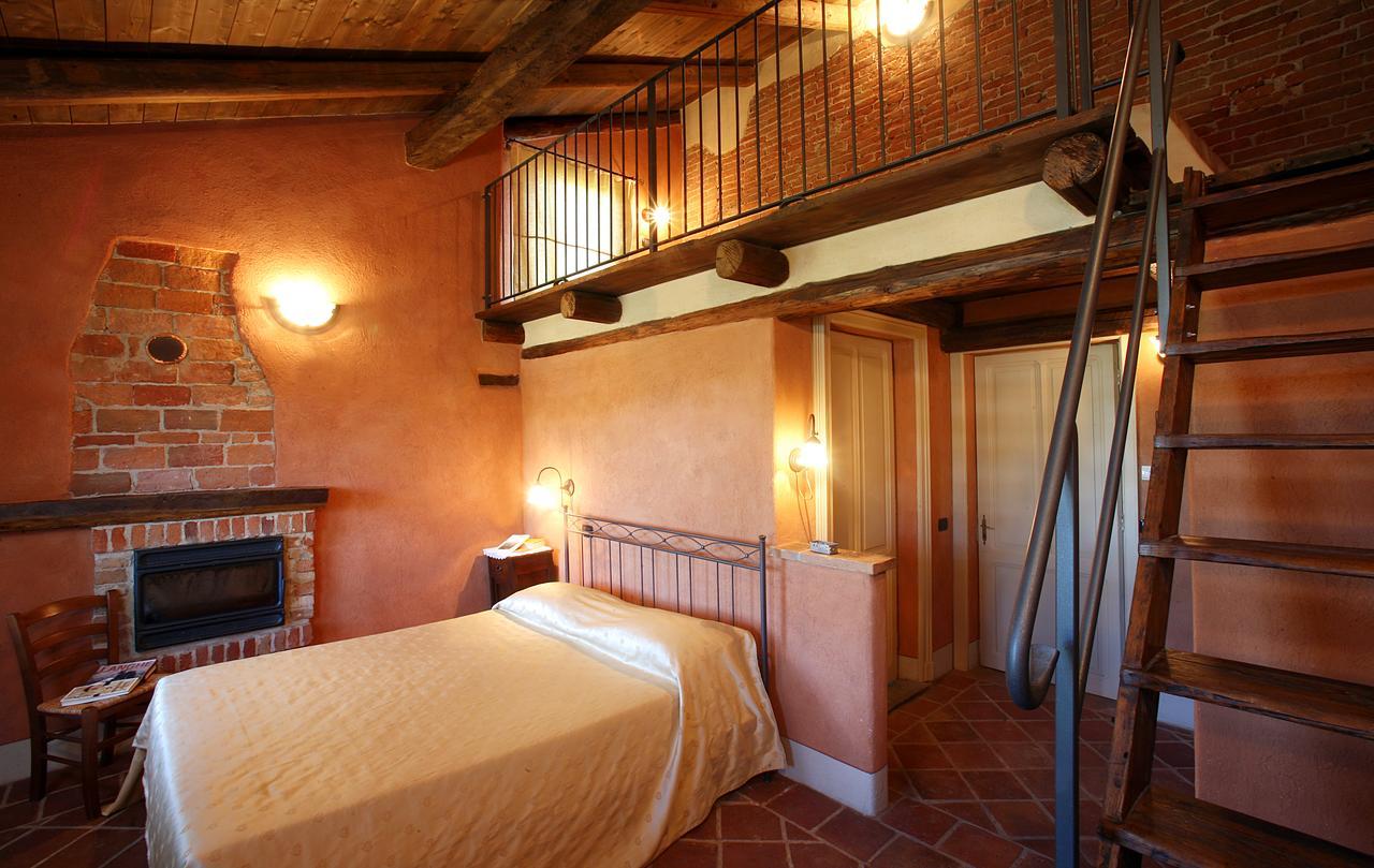 Ca San Ponzio Country House & Spa Pensionat Barolo Eksteriør billede